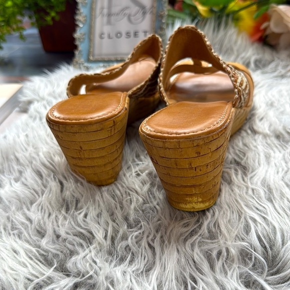 ITALIAN SHOEMAKERS Slip-On Wedge Sandals Tan Made in Italy Size 8.5 - Picture 6 of 7
